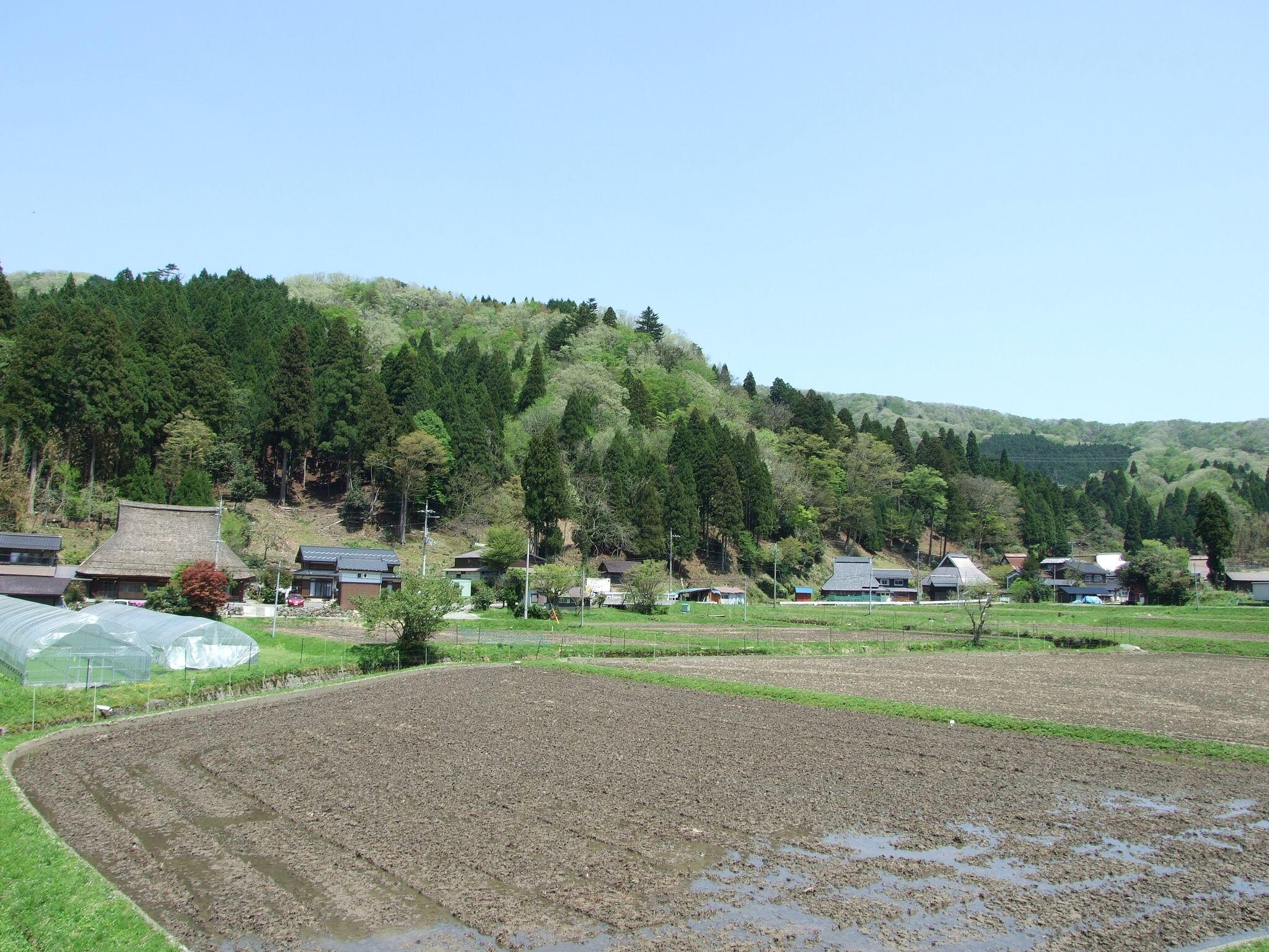  「山里の自然と暮らしの文化を活かした地域（むら）づくり」