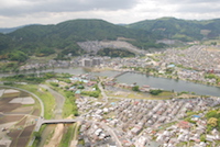 The Seta River, the only natural outflow of Lake Biwa. The river flows through Osaka and discharges into Osaka Bay. (12 May 2010)